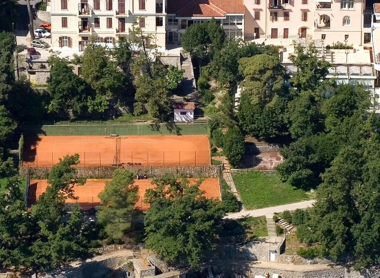 Hotel Laurana 3*,