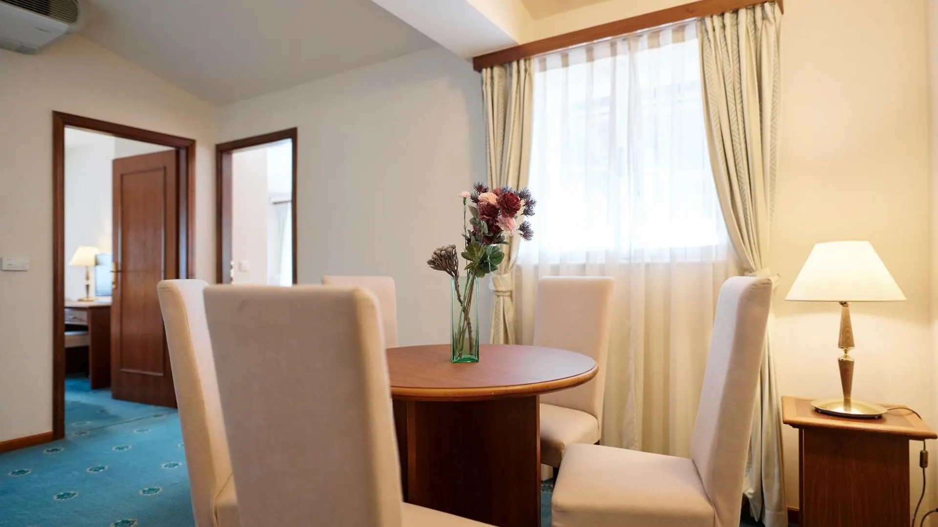 Hotel Laurana